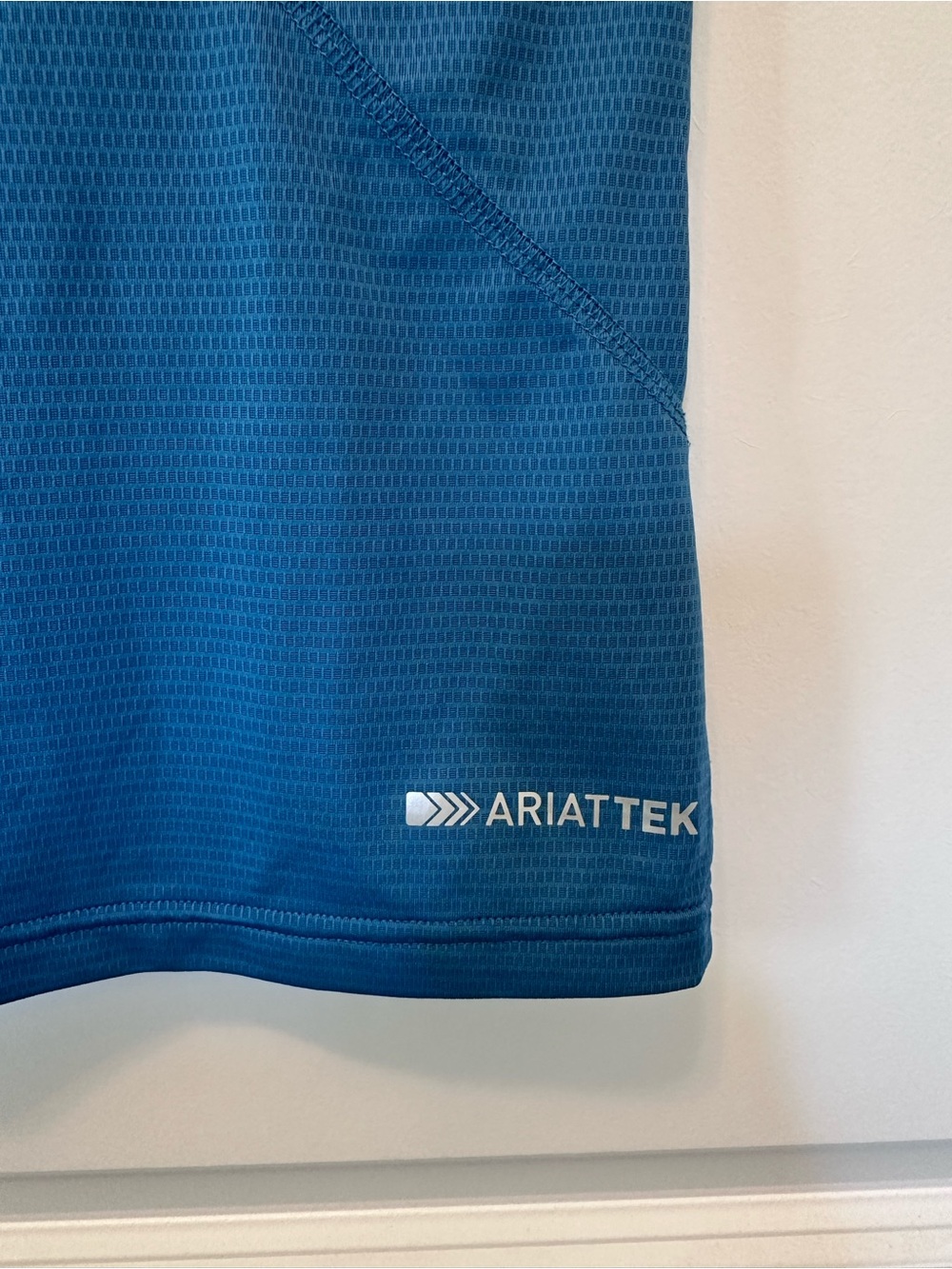 Ariat Hailey 1/4 Zip-Front Sleeveless Performance Women’s Top in Blue Size M - Picture 4 of 12